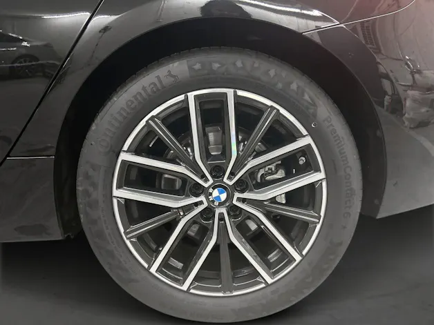 BMW 220i AT M Sport