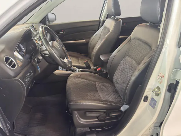 Suzuki Vitara 1.4 T Compact+ Hybrid 4x4