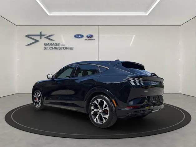 Ford Mustang Mach-E Extended AWD