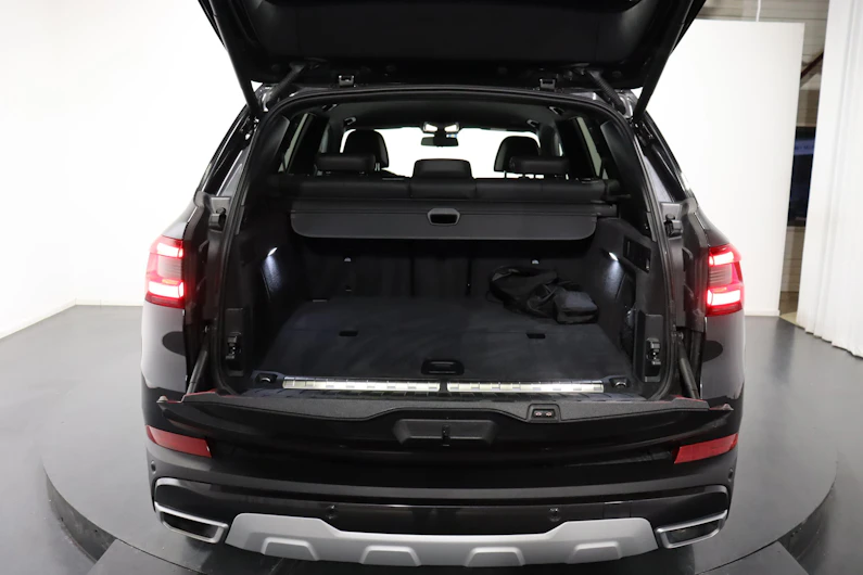 image du véhicule BMW X5