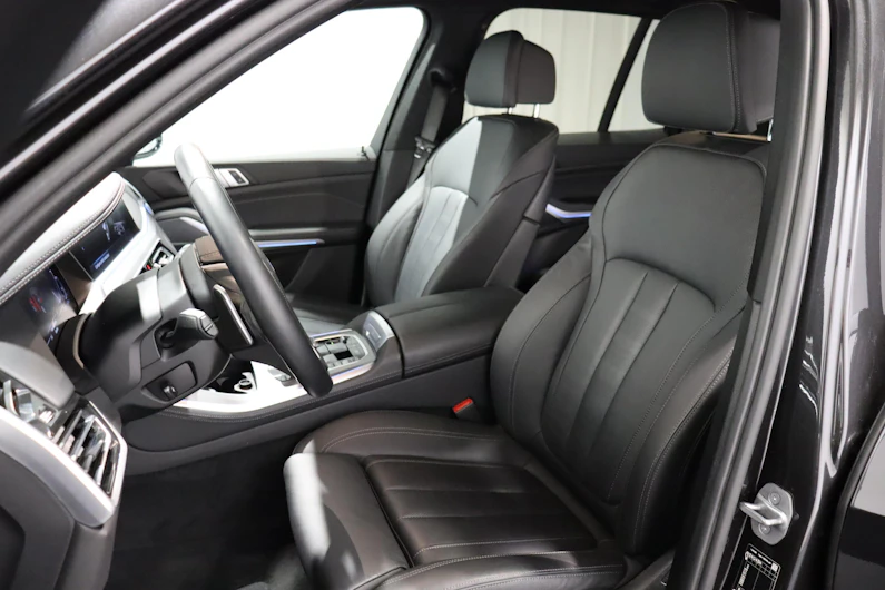 image du véhicule BMW X5