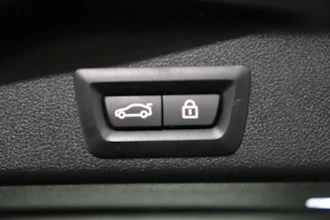 https://vehicle.imgix.net/4427331/b55af901-eeb8-493a-b969-25c2ee291975.JPG
