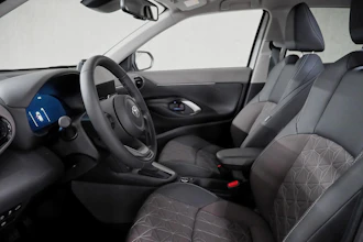 https://vehicle.imgix.net/4427340/5f61d75b-1165-4dd9-83a8-ed015609ca62.jpg