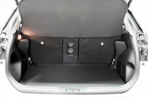 Fahrzeugbild TOYOTA Yaris Cross 1.5 VVT-i HSD Premium AWD-i