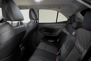Fahrzeugbild TOYOTA Yaris Cross 1.5 VVT-i HSD Premium AWD-i