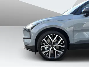VOLVO EX30 P8 Ultra AWD