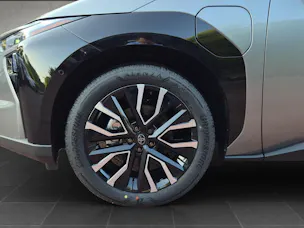 Toyota bZ4X Premium AWD