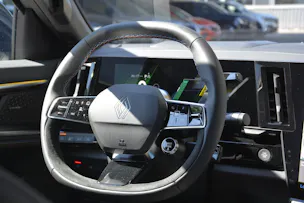 RENAULT Rafale 1.2 E-Tech Plug-in Atelier Alpine