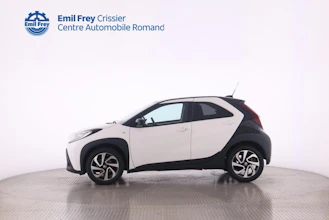 https://vehicle.imgix.net/4427422/05ae5c00-64c4-4e60-b68f-e4a11a7ebdf0.jpg