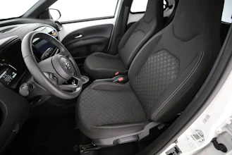 https://vehicle.imgix.net/4427422/9f7fa9d9-3b49-4f09-a169-07d04c3a9346.jpg