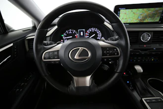 https://vehicle.imgix.net/4427426/de82734e-6437-4412-8284-7e5c8697a278.jpg