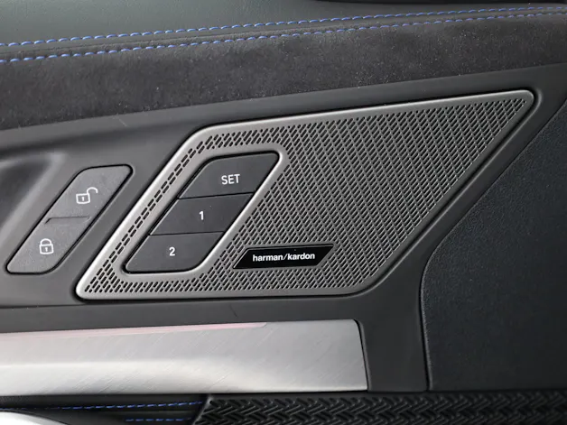BMW X1 23i xDrive paddles