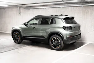 JEEP Avenger 1.2 MHEV 85th Anniversary 4xe