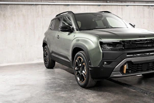image du véhicule JEEP Avenger 1.2 MHEV 85th Anniversary 4xe