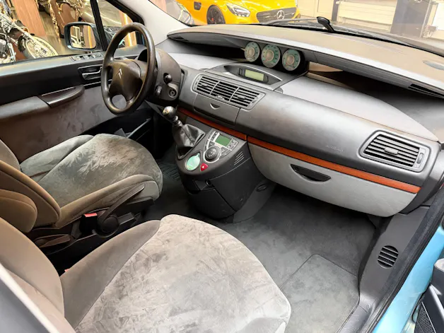 Citroën C8 Minivan 2.2 16V HDi Exclusive