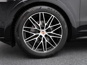 PORSCHE Cayenne Coupé Black Edition