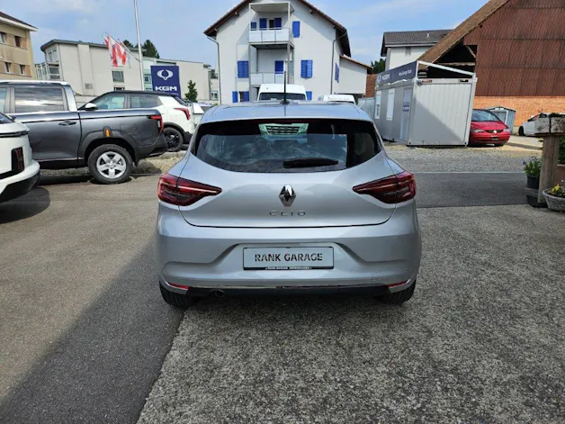 Renault Clio 1.0 TCe Intens CVT