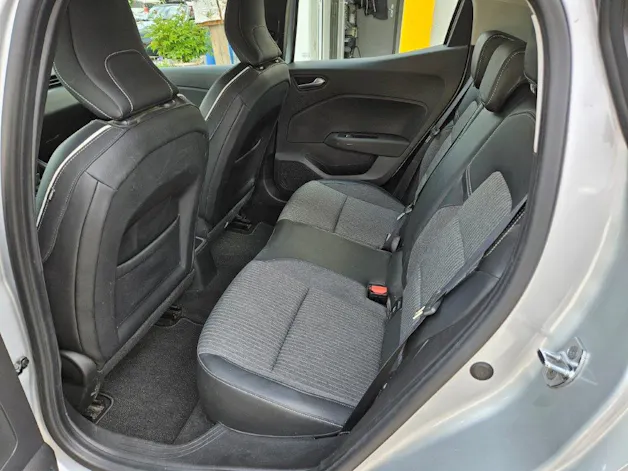Renault Clio 1.0 TCe Intens CVT