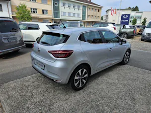 Renault Clio 1.0 TCe Intens CVT