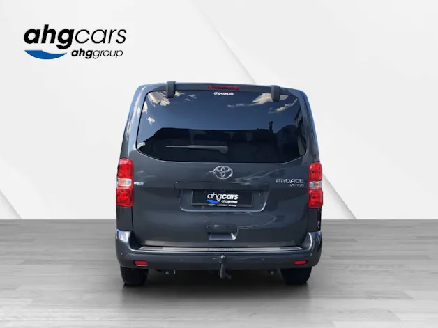 Toyota PROACE Verso L1 2.0 D Trend