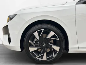 OPEL Astra 1.2 T Hybrid GS