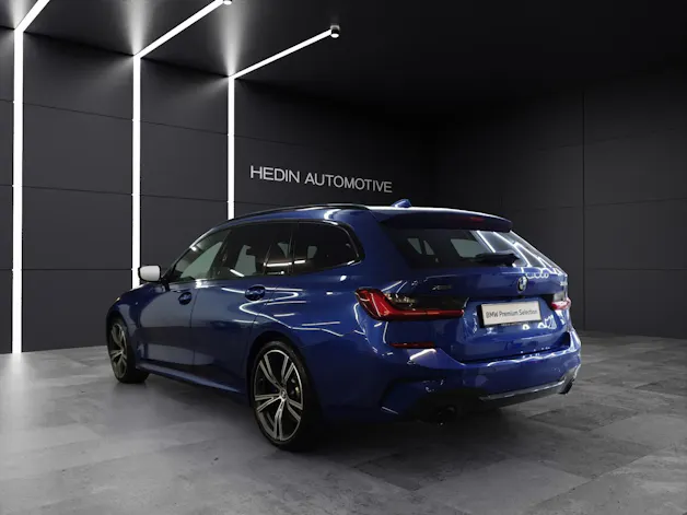 BMW 330e xDrive Touring