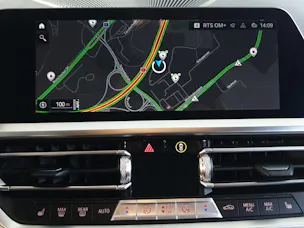 BMW 330e xDrive Touring