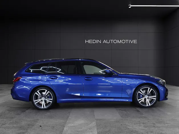 BMW 330e xDrive Touring
