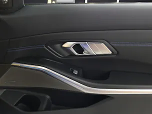 BMW 330e xDrive Touring