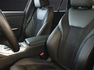 BMW 330e xDrive Touring
