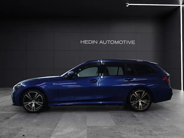 BMW 330e xDrive Touring