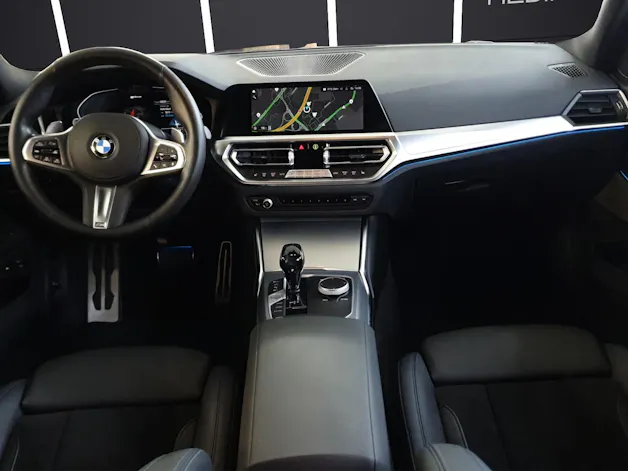 BMW 330e xDrive Touring