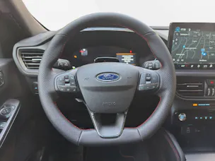 FORD Kuga 2.5 Hybrid ST-Line X 4x4