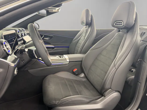 MERCEDES-BENZ CLE 200 AMG Line 4matic Cabriolet