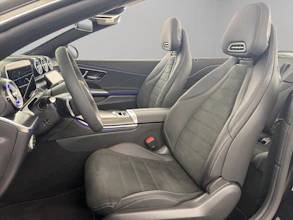 https://vehicle.imgix.net/4427653/3fab4696-cf5c-44e4-b406-c05eabc6de40.jpg