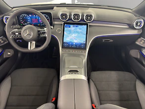 https://vehicle.imgix.net/4427653/8281e1b6-8af5-488f-a4c1-719f6027dda1.jpg