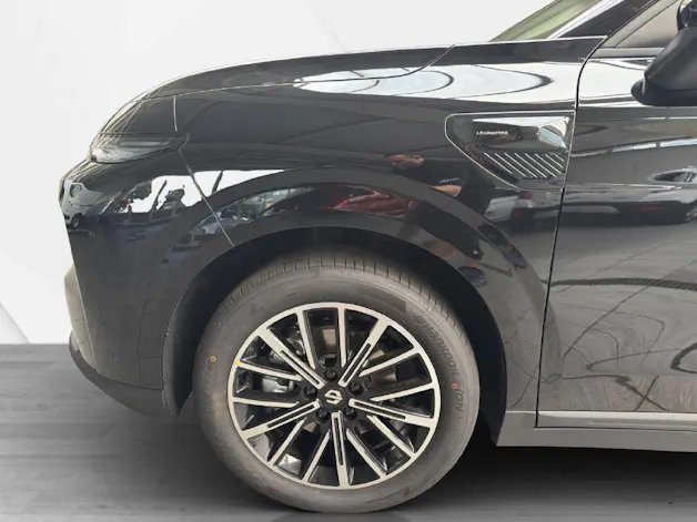 Leapmotor B10 1.5 Hybrid EV