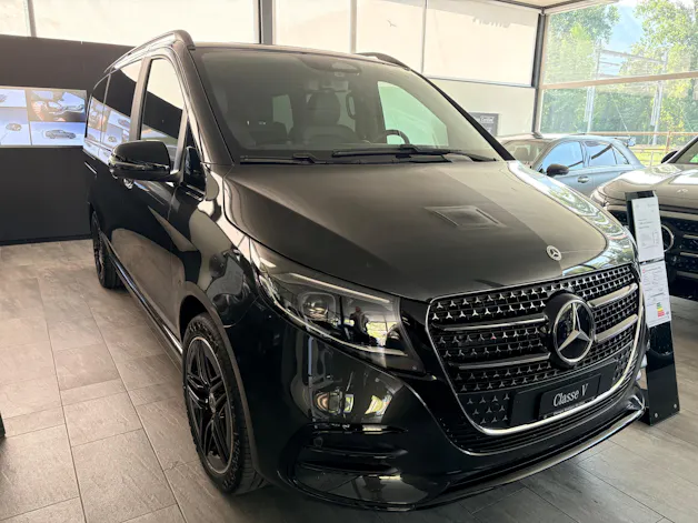 Mercedes-Benz V 300 d Swiss Ed. lang 4matic Van