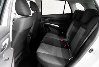 https://vehicle.imgix.net/4427726/4cdffdfe-3bed-4d68-9ed8-9fde4787564f.jpg