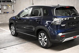 https://vehicle.imgix.net/4427726/709c2f2d-8855-492f-b320-aeae3db42c6e.jpg