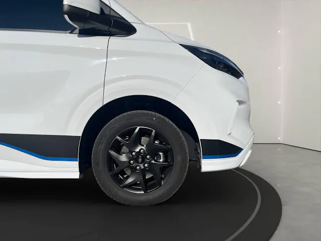 FORD Tourneo C Bus 320 L1 2.0 EcoBlue 170 Sport 4x4