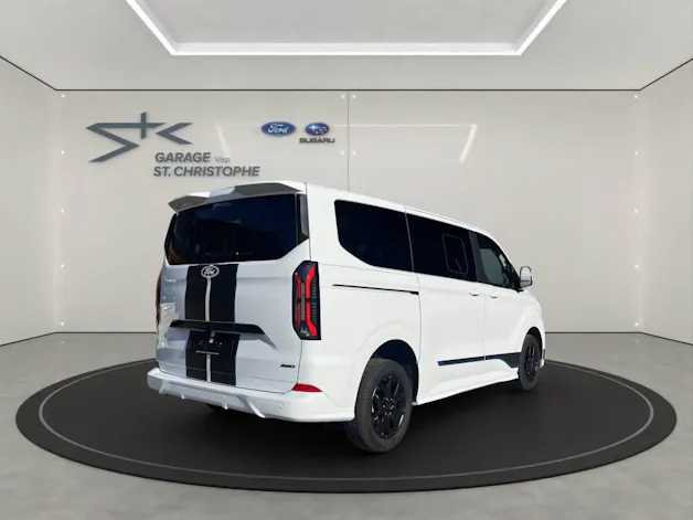 FORD Tourneo C Bus 320 L1 2.0 EcoBlue 170 Sport 4x4