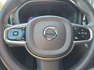 VOLVO XC60 2.0 B5 MH Ultimate Bright AWD (CH)