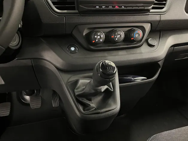 RENAULT Trafic Kaw. 3.0 t L1 H1 2.0 dCi Blue 130 Advance