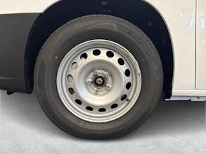 https://vehicle.imgix.net/4427791/59e06002-65b5-425b-933c-61f5f98ae3c3.jpg