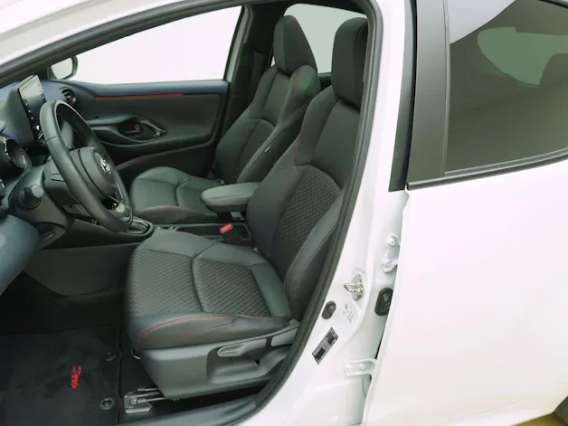 Toyota Yaris 1.5 VVT-i HSD Pop