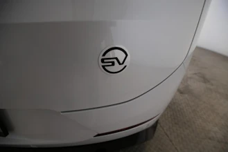 https://vehicle.imgix.net/4427802/0f3c9516-c2f0-47fd-8079-1a088446abad.jpg