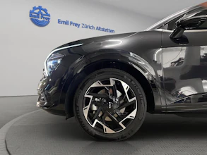 https://vehicle.imgix.net/4427805/caef488a-844f-4ed6-94b4-308a0639830d.jpg