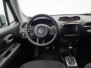 https://vehicle.imgix.net/4427807/021b1edc-5129-4ccb-bd7c-510ff8e0f97f.jpg