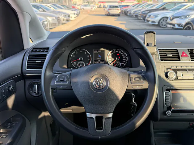 VW Touran 1.4 TSI 140 Highline